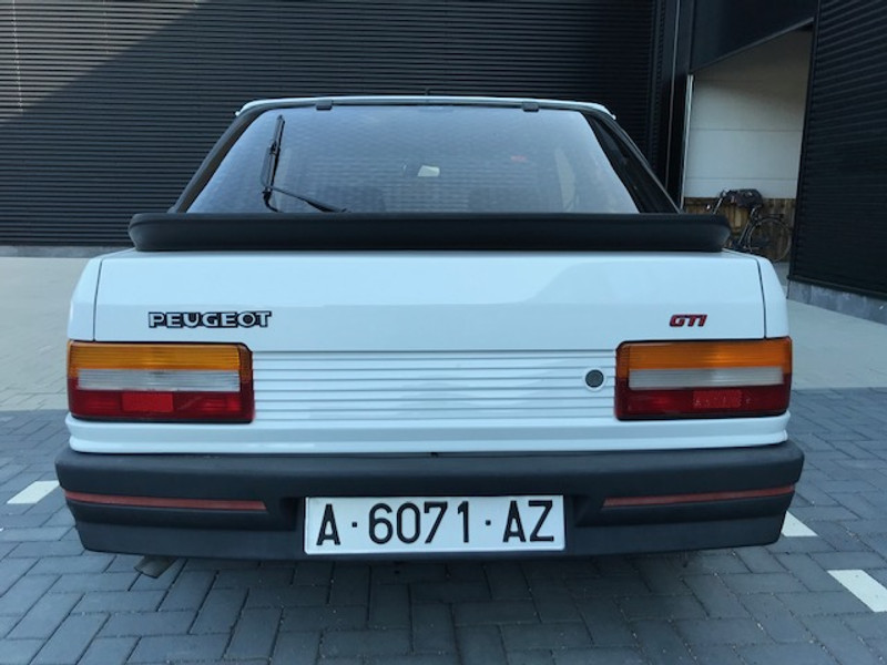 37174315-8.jpg